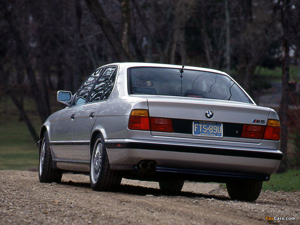 Images of BMW M5 US-spec (E34) 1989–92 (1024 x 768)