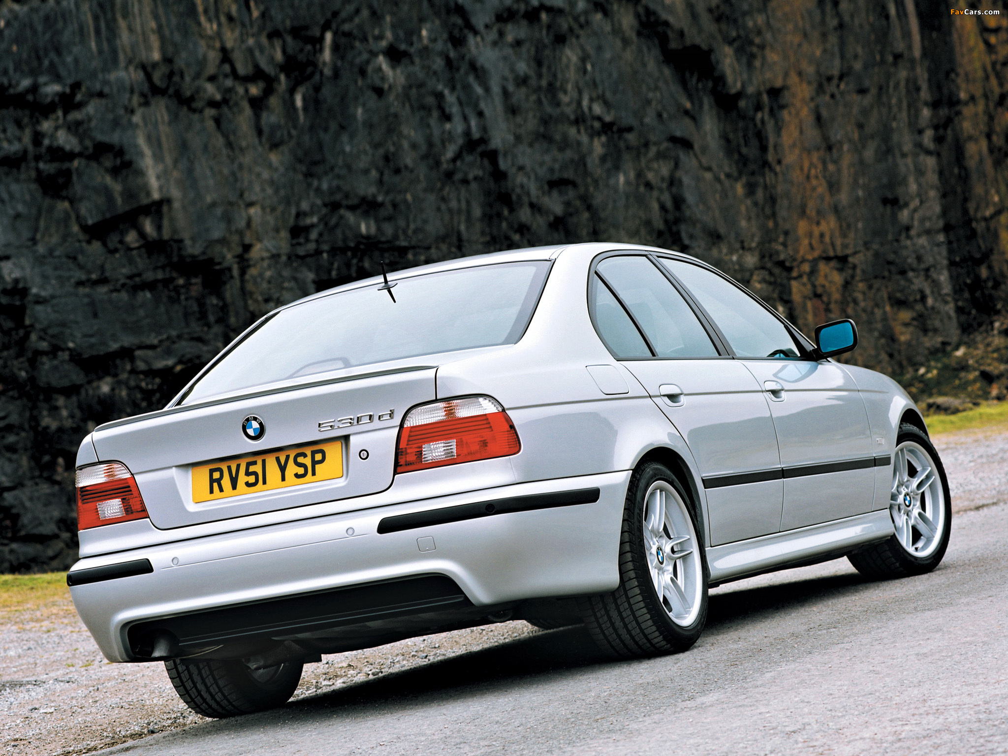 Images of BMW 530d Sedan M Sports Package (E39) 2002 (2048 x 1536)