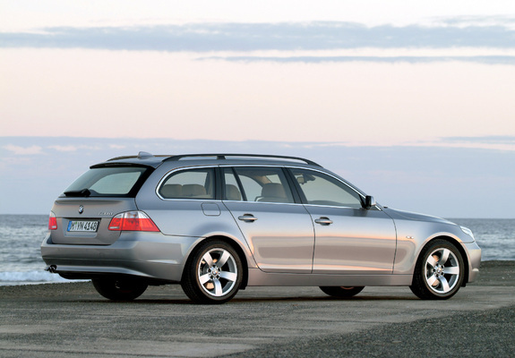 Images of BMW 530d Touring (E61) 2004–07