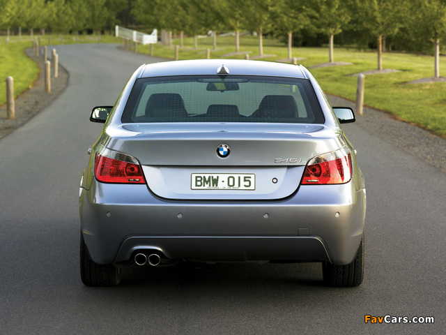 Images of BMW 545i Sedan M Sports Package AU-spec (E60) 2005 (640 x 480)