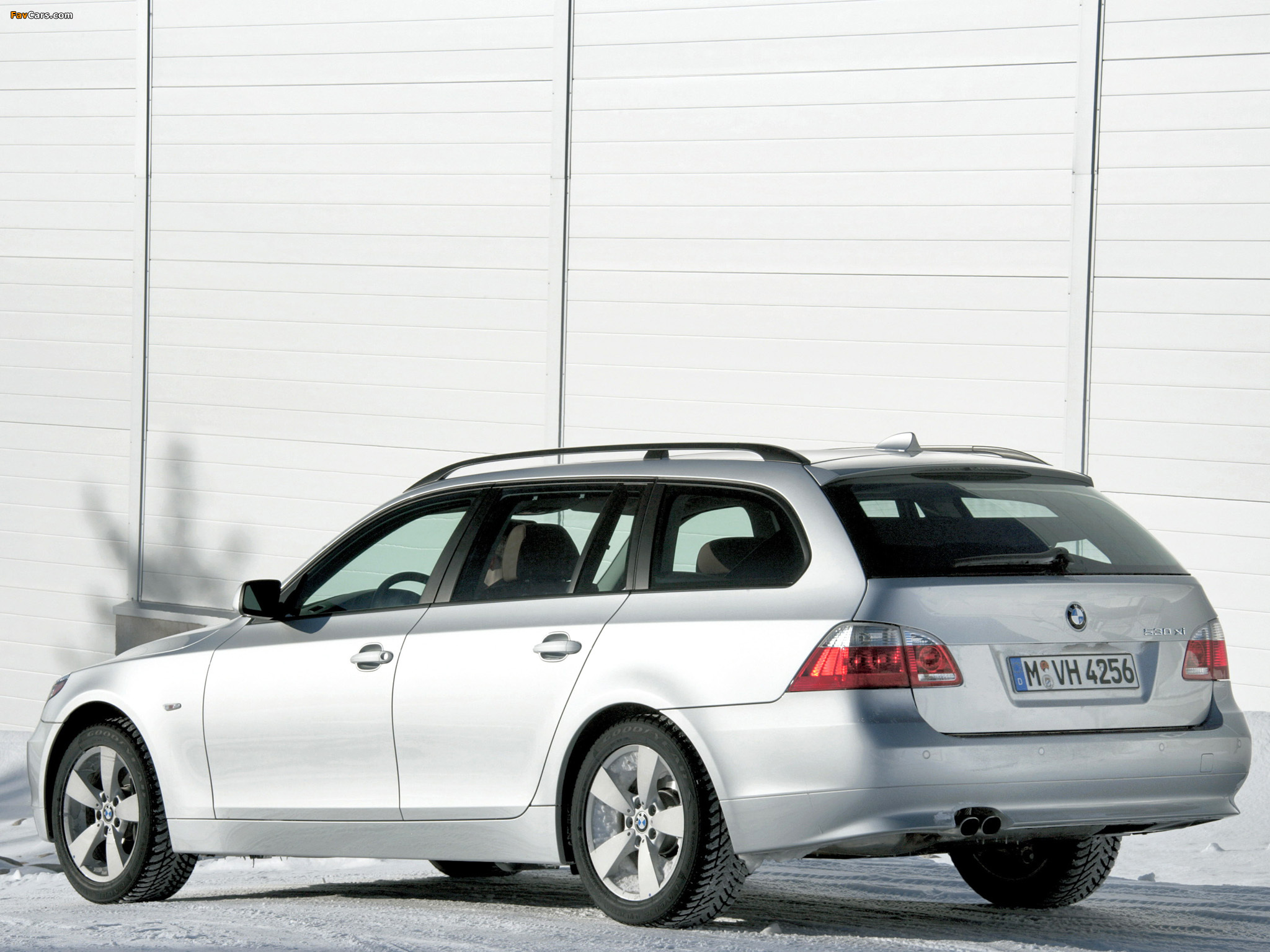 Images of BMW 530xi Touring (E61) 2007–10 (2048 x 1536)