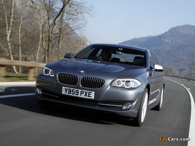 Images of BMW 535i Sedan UK-spec (F10) 2010 (640 x 480)