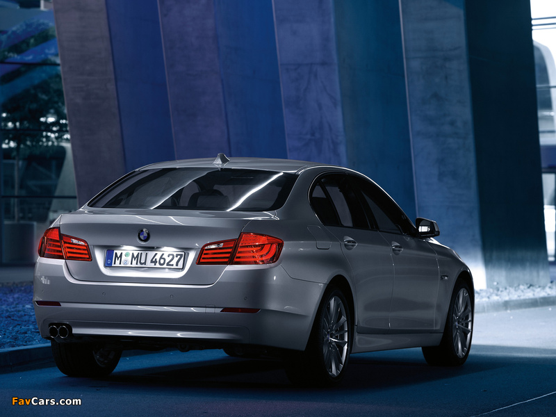 Images of BMW 535i Sedan (F10) 2010–13 (800 x 600)