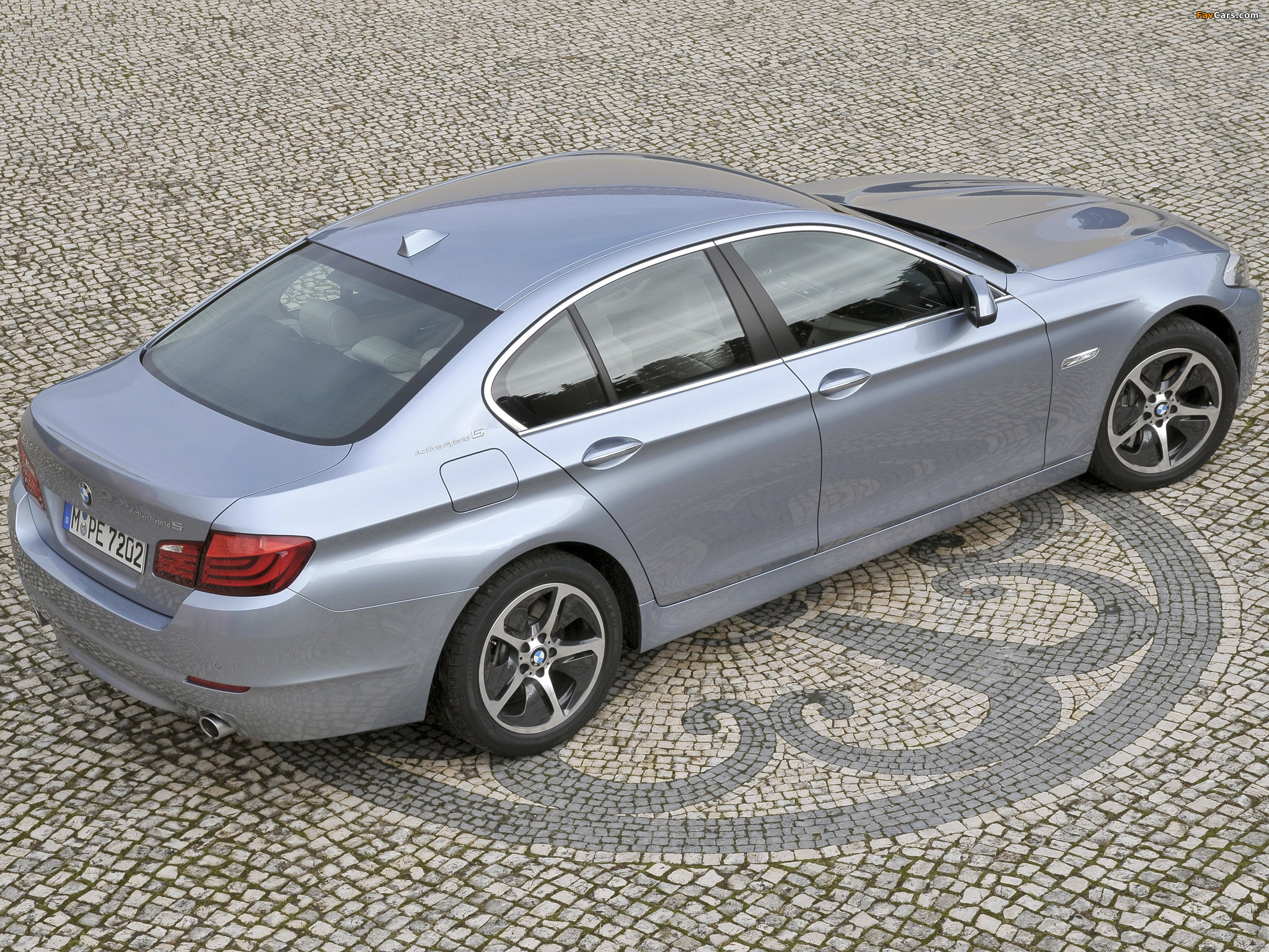 Images of BMW ActiveHybrid 5 (F10) 2012–13 (2048 x 1536)