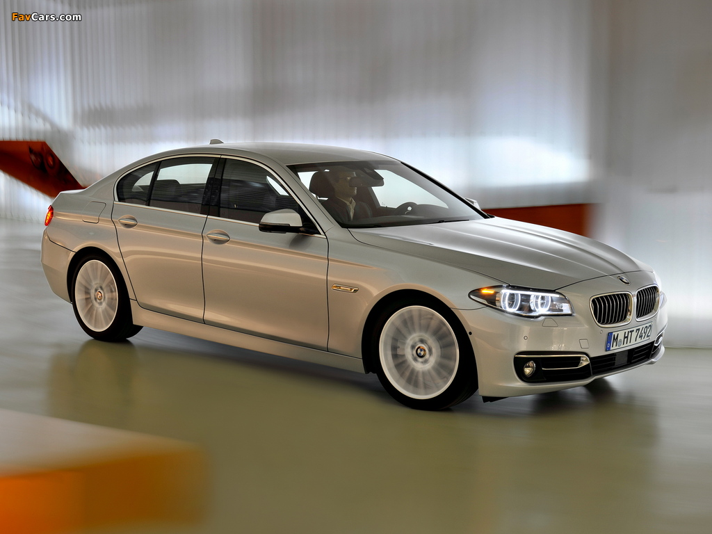 Images of BMW 535i Sedan Luxury Line (F10) 2013 (1024 x 768)