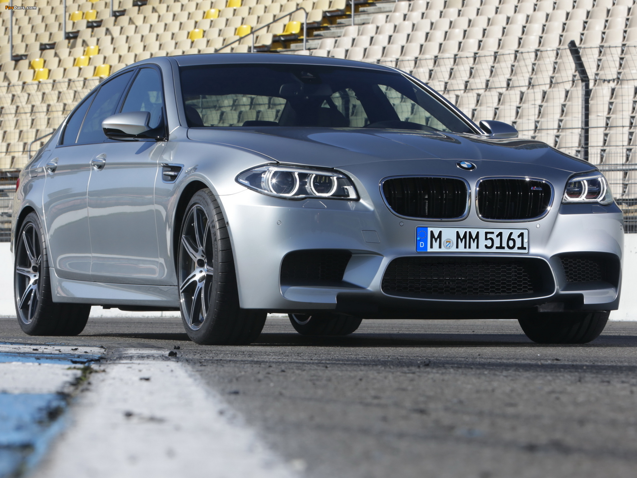 Images of BMW M5 Competition Package (F10) 2013 (2048 x 1536)
