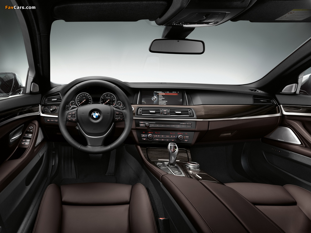 Images of BMW 535i Sedan Luxury Line (F10) 2013 (1024 x 768)