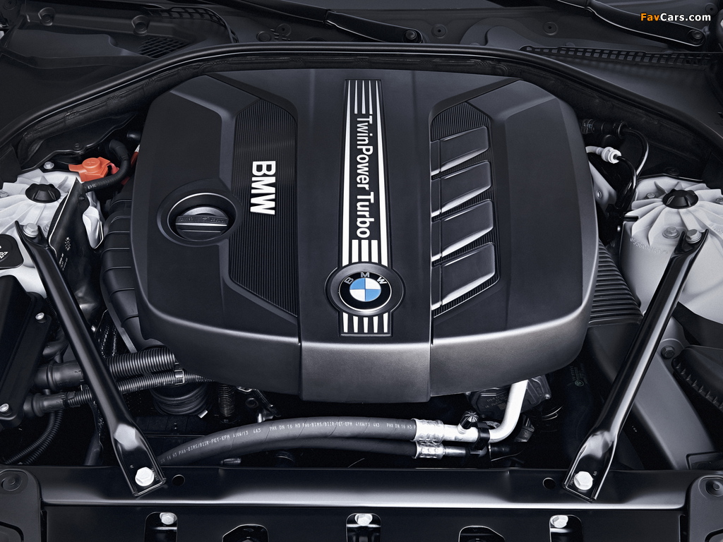 Images of BMW 518d Sedan (F10) 2013 (1024 x 768)