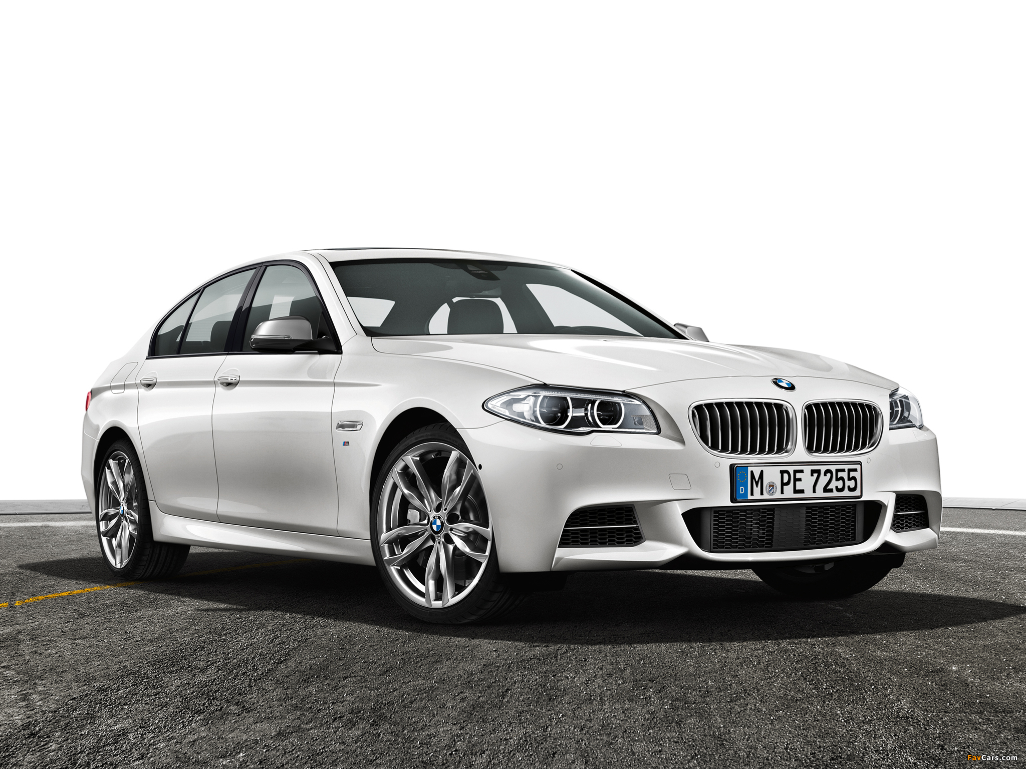 Images of BMW M550d xDrive Sedan (F10) 2013 (2048 x 1536)