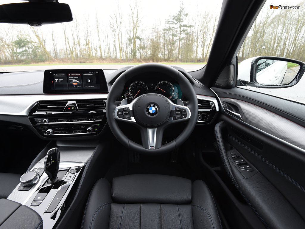 Images of BMW 520d xDrive Sedan M Sport UK-spec (G30) 2017 (1024 x 768)
