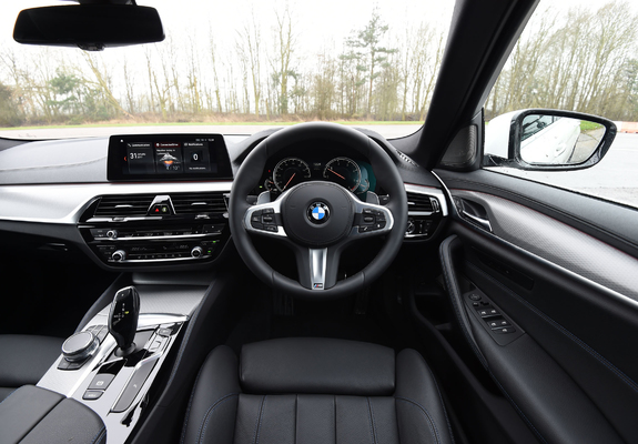 Images of BMW 520d xDrive Sedan M Sport UK-spec (G30) 2017