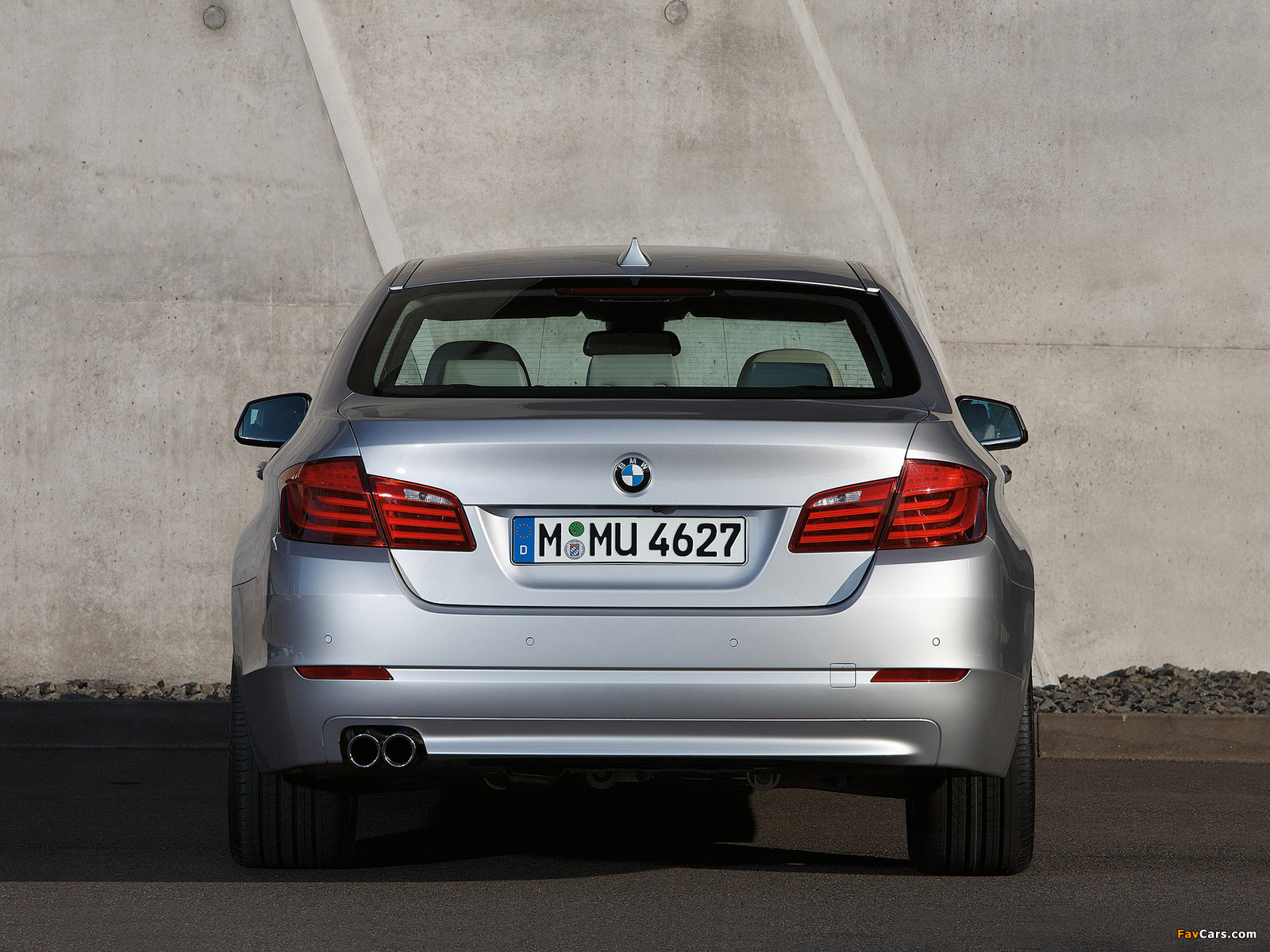 Images of BMW 5 Series F10-F11 (1600 x 1200)