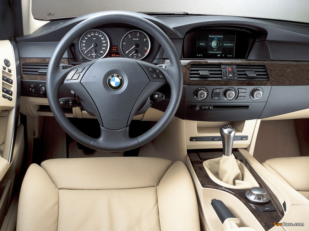 Images of BMW 5 Series Sedan (E60) 2003–07 (1024 x 768)