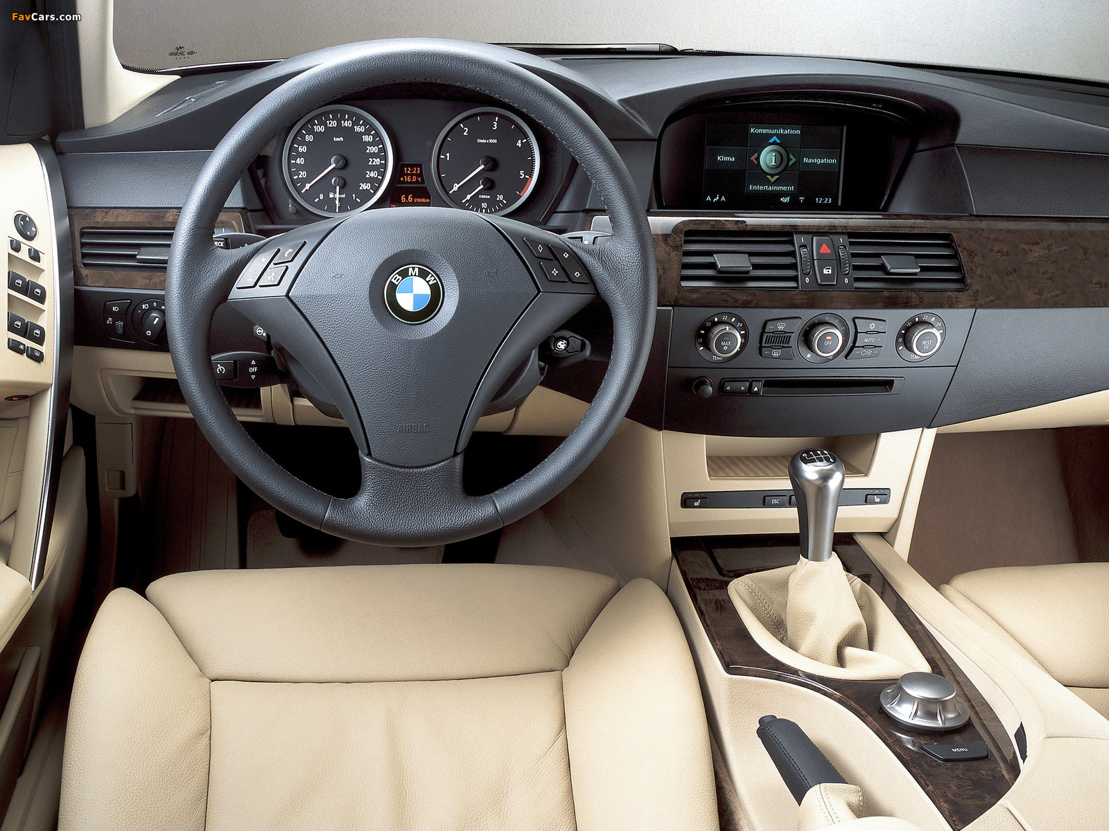 Images of BMW 5 Series Sedan (E60) 2003–07 (1600 x 1200)