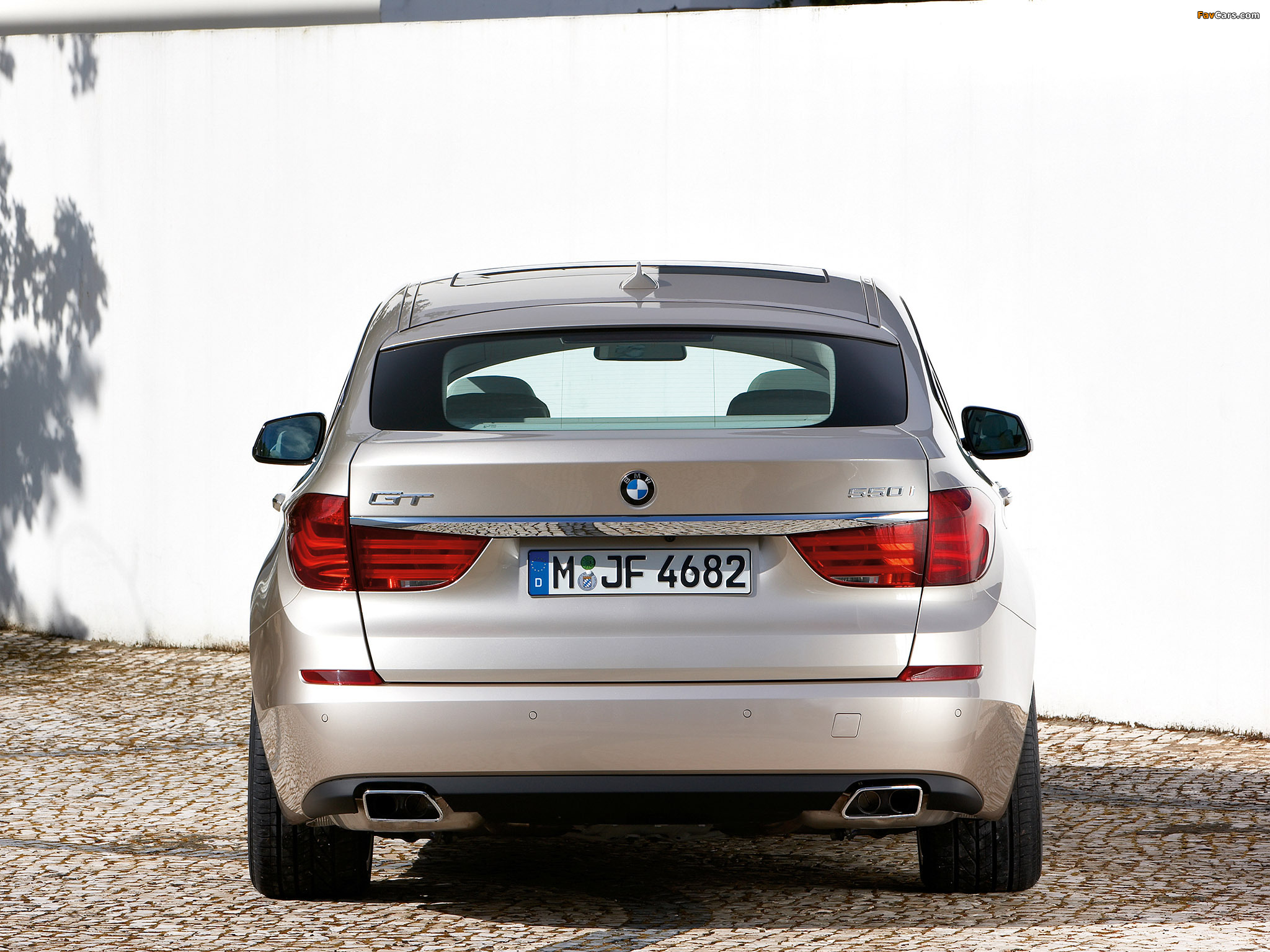 Photos of BMW 550i Gran Turismo (F07) 2009–13 (2048 x 1536)