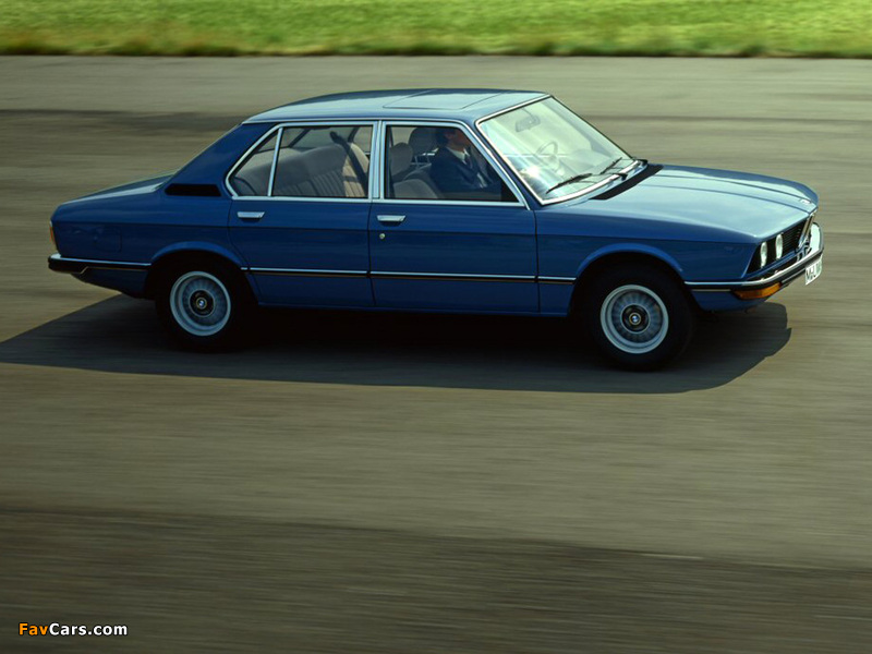 Photos of BMW 520 Sedan (E12) 1976–81 (800 x 600)