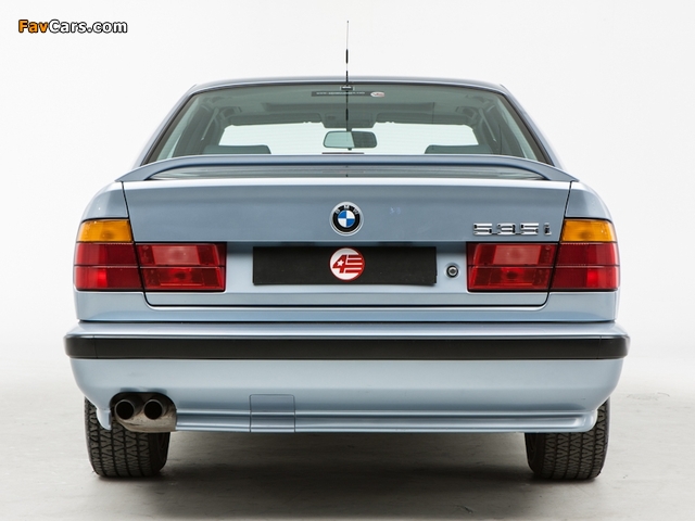 Photos of BMW 535i Sport (E34) 1989–93 (640 x 480)