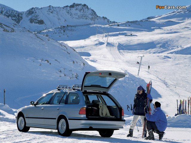 Photos of BMW 528i Touring (E39) 1997–2000 (640 x 480)