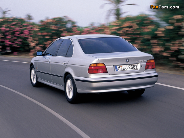 Photos of BMW 530d Sedan (E39) 1998–2000 (640 x 480)