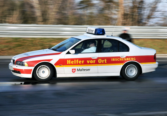 Photos of BMW 540i Emergency (E39) 2000–03