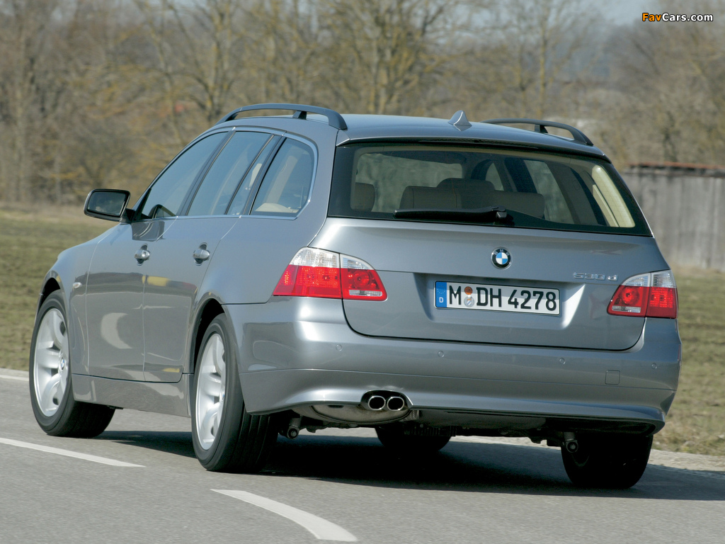 Photos of BMW 530d Touring (E61) 2004–07 (1024 x 768)