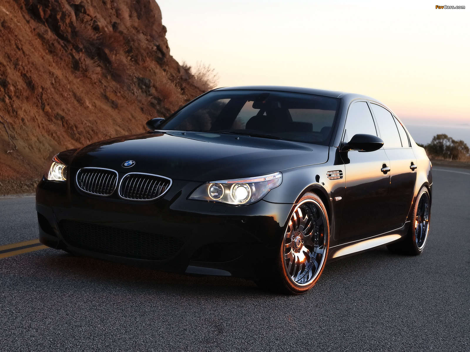 Photos of Currency Motors BMW M5 (E60) 2007–10 (1600 x 1200)