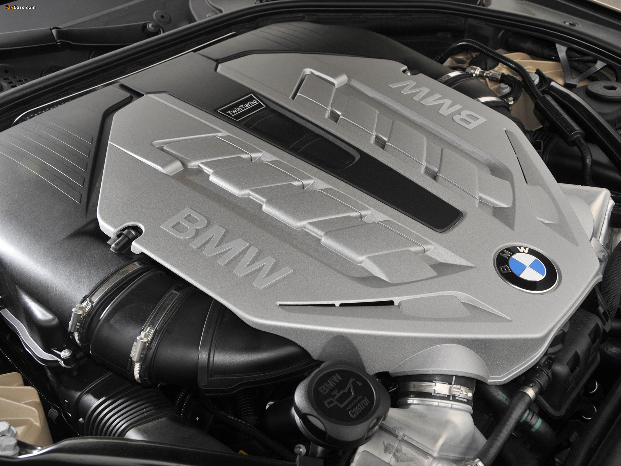 Photos of BMW 550i Sedan US-spec (F10) 2010–13 (2048 x 1536)