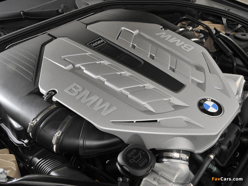 Photos of BMW 550i Sedan US-spec (F10) 2010–13 (800 x 600)
