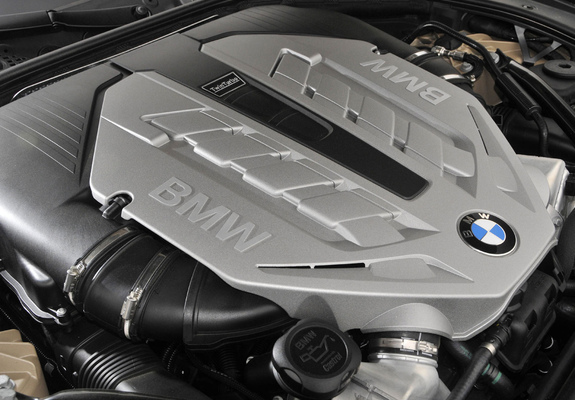 Photos of BMW 550i Sedan US-spec (F10) 2010–13