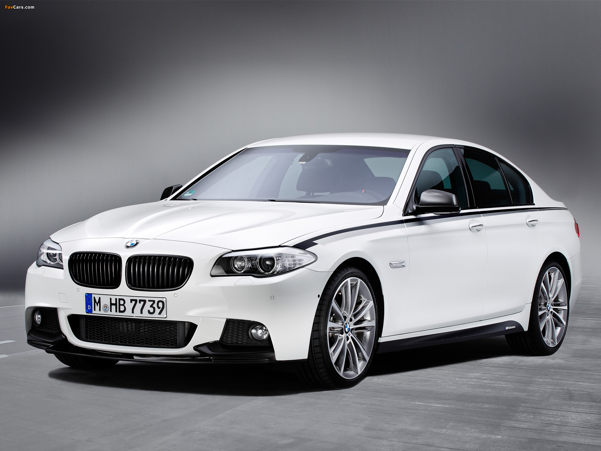 Photos of BMW 5 Series Sedan Performance Accessories (F10) 2012–13 (2048 x 1536)