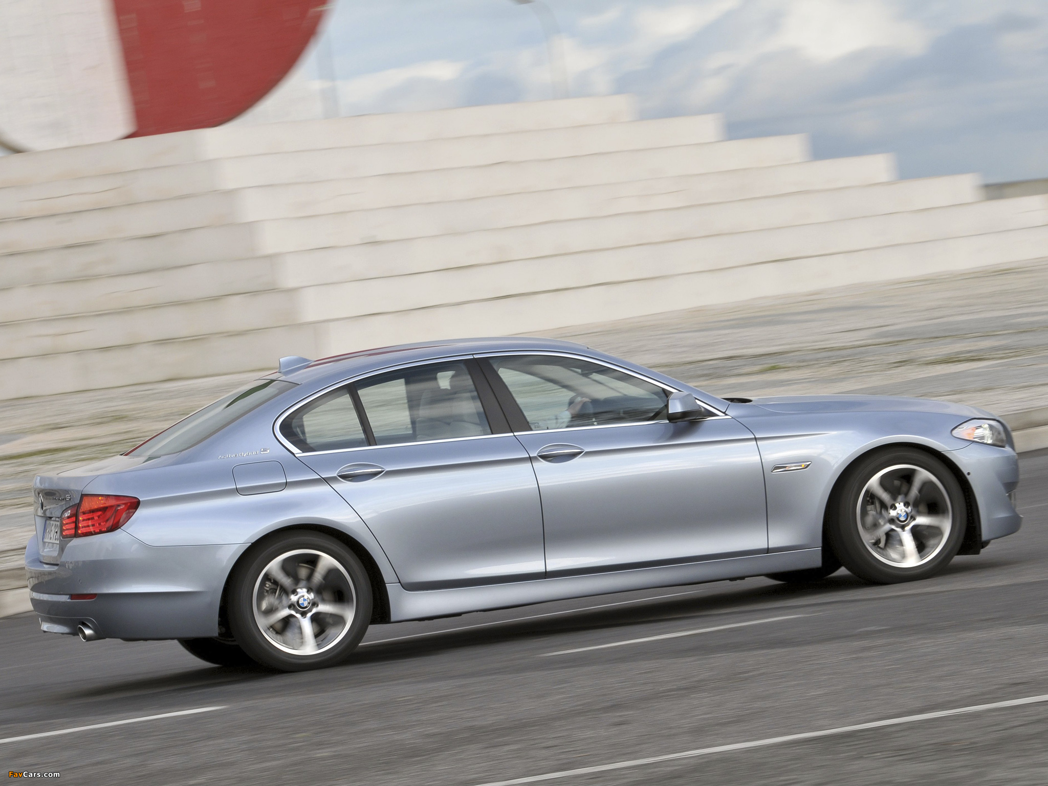 Photos of BMW ActiveHybrid 5 (F10) 2012–13 (2048 x 1536)