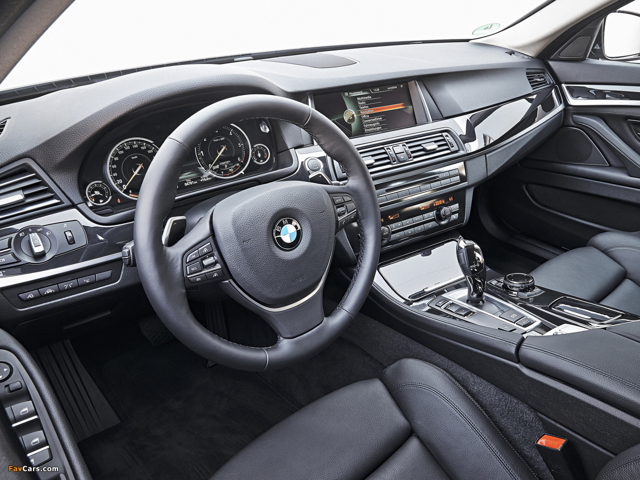 Photos of BMW 520d Touring (F11) 2013 (1280 x 960)