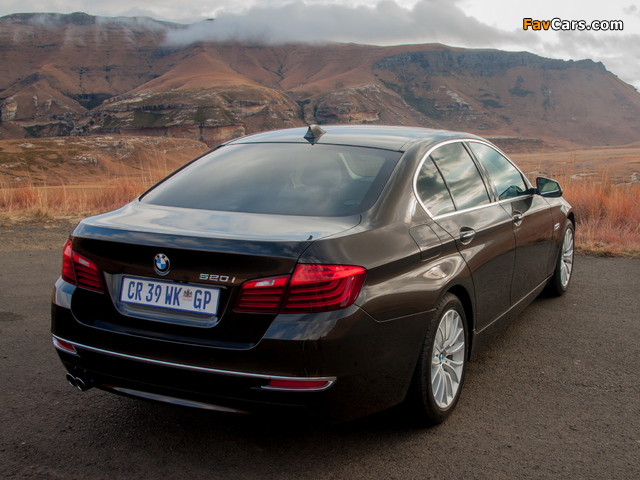 Photos of BMW 520i Sedan Luxury Line ZA-spec (F10) 2013 (640 x 480)