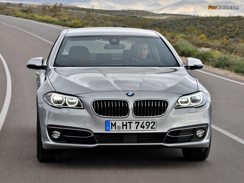 Photos of BMW 535i Sedan Luxury Line (F10) 2013 (800 x 600)