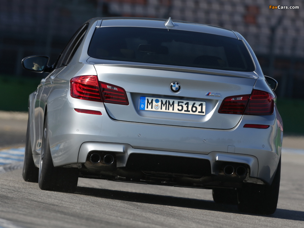 Photos of BMW M5 Competition Package (F10) 2013 (1024 x 768)