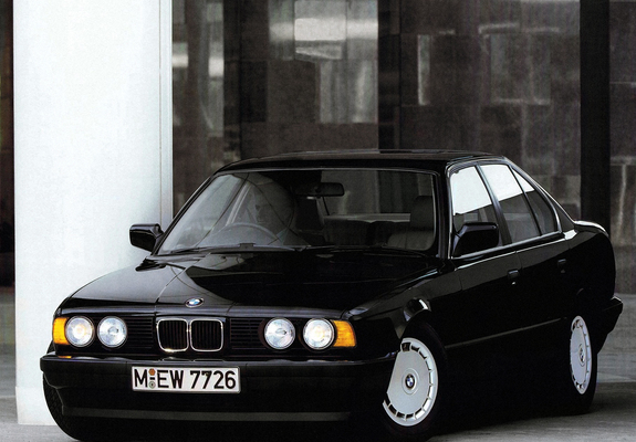 Photos of BMW 5 Series E34