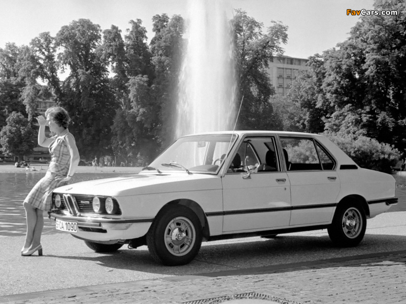Photos of BMW 525 Sedan (E12) 1973–76 (800 x 600)