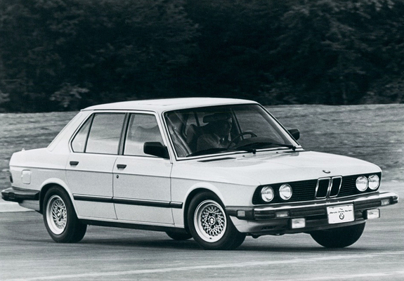 Photos of BMW 5 Series Sedan US-spec (E28) 1982–88