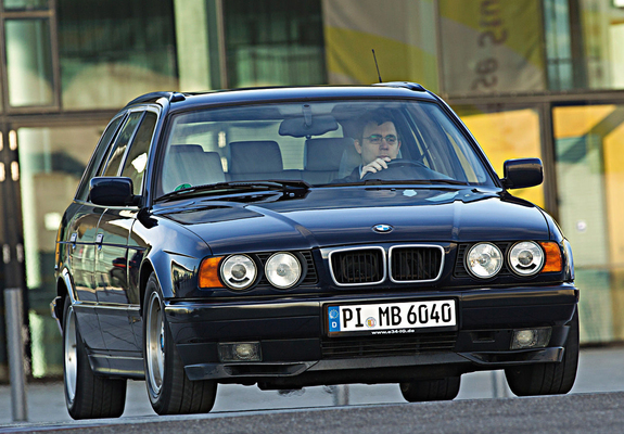 Pictures of BMW 5 Series Touring (E34) 1992–95