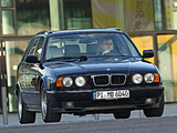 Pictures of BMW 5 Series Touring (E34) 1992–95
