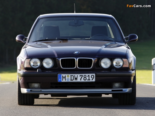 Pictures of BMW M5 Sedan (E34) 1994–95 (640 x 480)