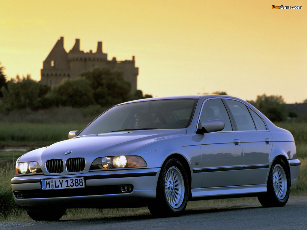 Pictures of BMW 540i Sedan (E39) 1996–2000 (1024 x 768)