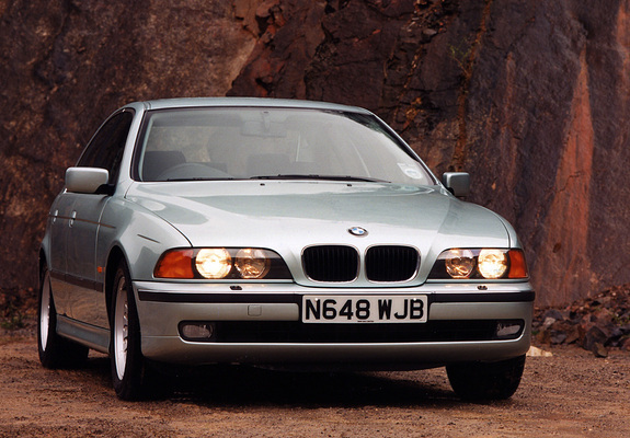 Pictures of BMW 540i Sedan UK-spec (E39) 1996–2000