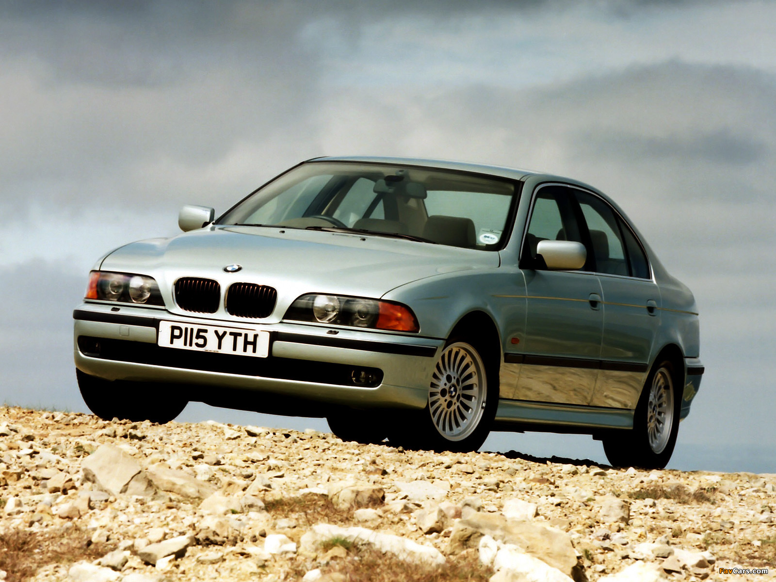 Pictures of BMW 540i Sedan UK-spec (E39) 1996–2000 (1600 x 1200)