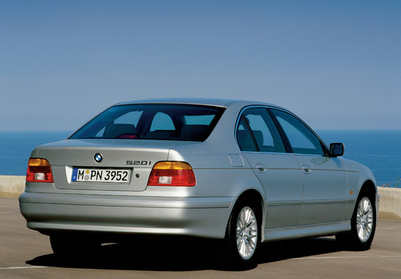 Pictures of BMW 520i Sedan (E39) 2000–03