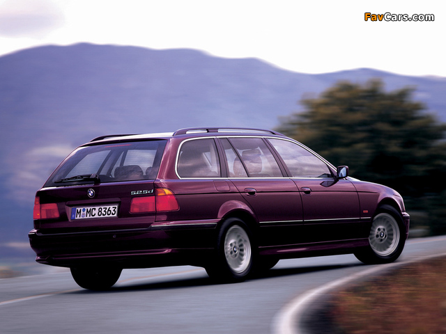 Pictures of BMW 525d Touring (E39) 2000–03 (640 x 480)