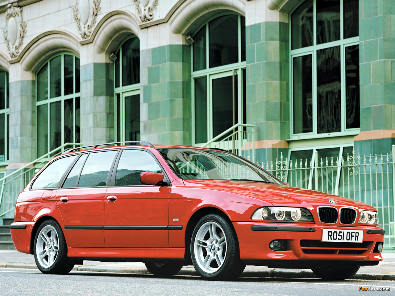 Pictures of BMW 525i Touring M Sports Package (E39) 2002 (1280 x 960)
