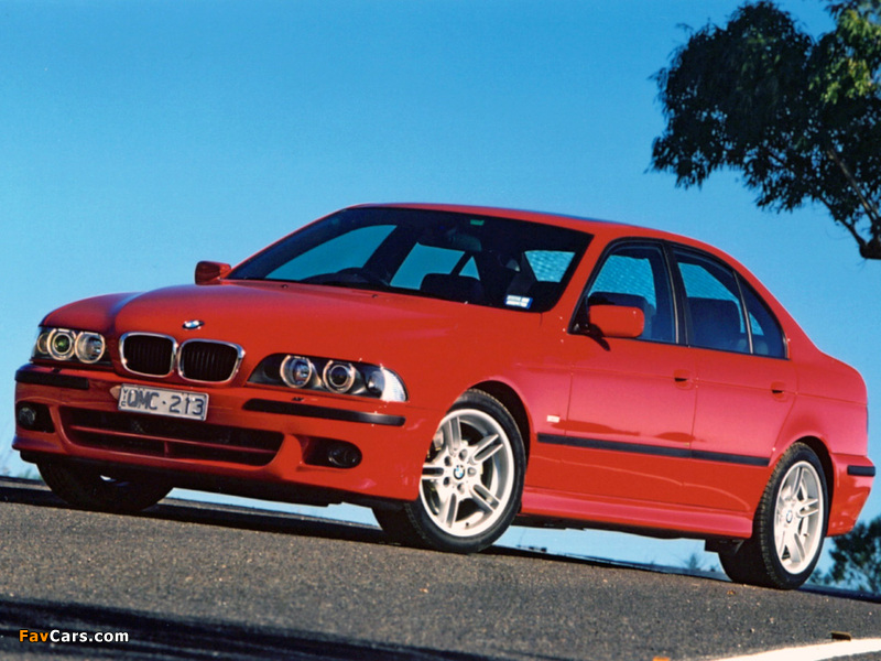 Pictures of BMW 540i Sedan M Sports Package AU-spec (E39) 2002 (800 x 600)