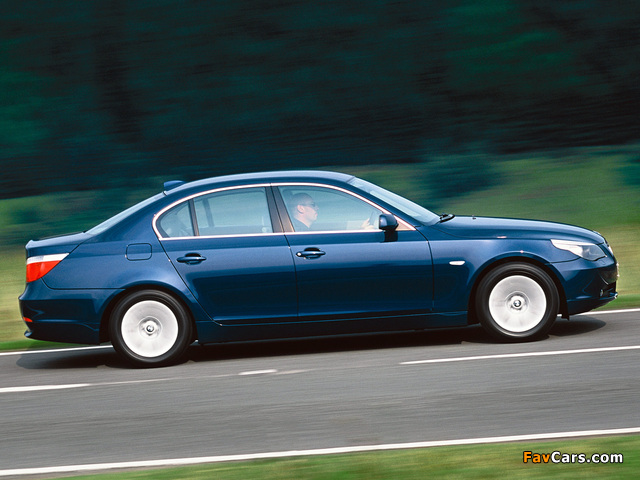 Pictures of BMW 520i Sedan UK-spec (E60) 2003–05 (640 x 480)
