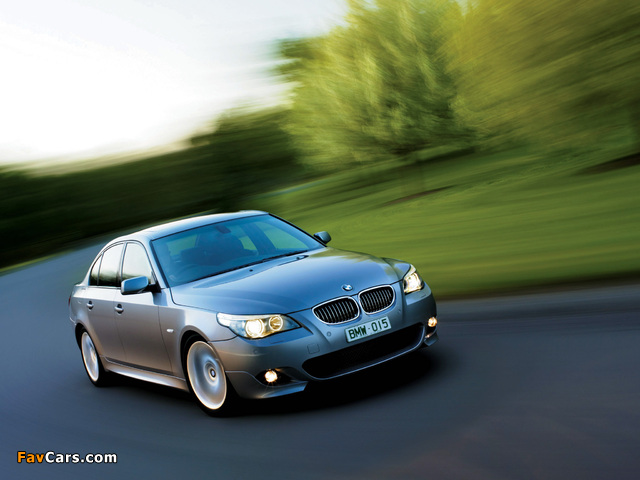 Pictures of BMW 545i Sedan M Sports Package AU-spec (E60) 2005 (640 x 480)